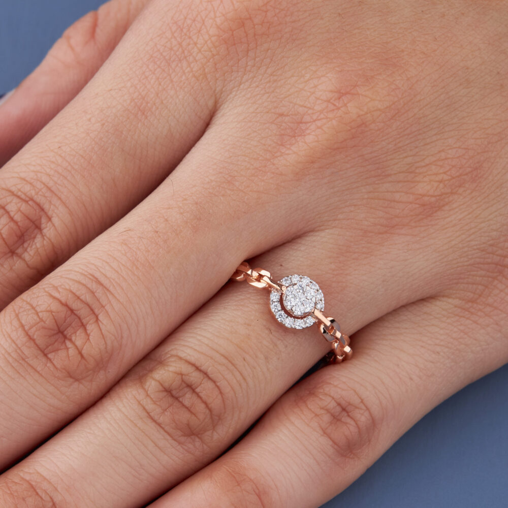 Wynn dimaond ring - Image 4