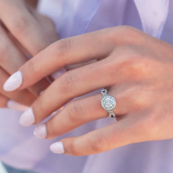 1 CT Round Lab Grown Eco Friendly Diamond Engagement Ring - Image 2